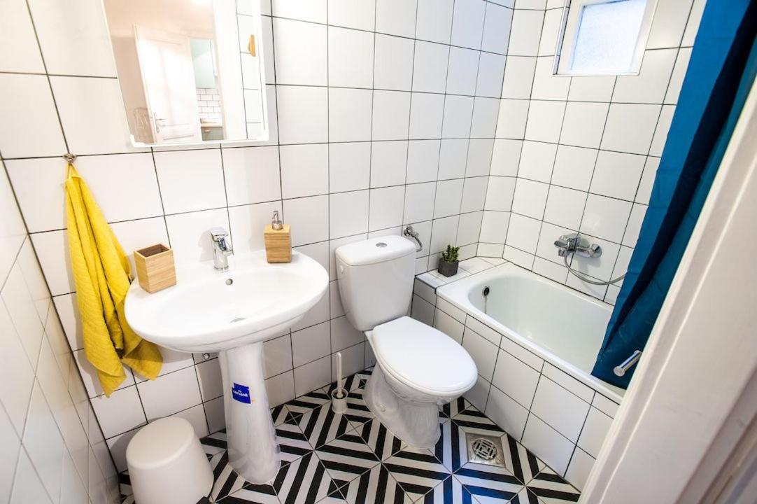 Studio Apartment Next To Famous Party House A38 Budapest Esterno foto