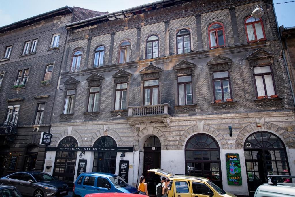 Studio Apartment Next To Famous Party House A38 Budapest Esterno foto