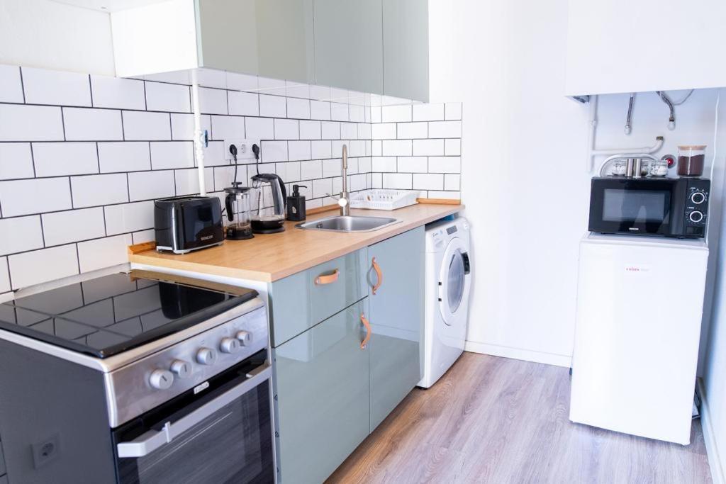 Studio Apartment Next To Famous Party House A38 Budapest Esterno foto